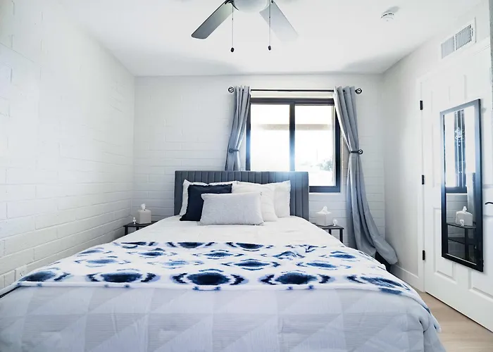 Retreat Near Asu & Mill Ave * Tempe
