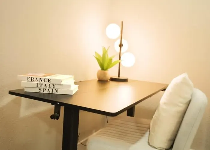 Holiday home Retreat Near Asu & Mill Ave Tempe